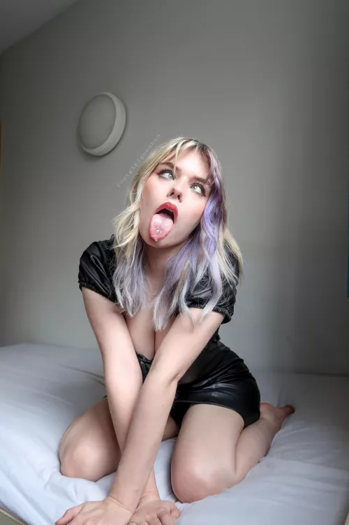 wanna join me in bed? by footgirlgonebad