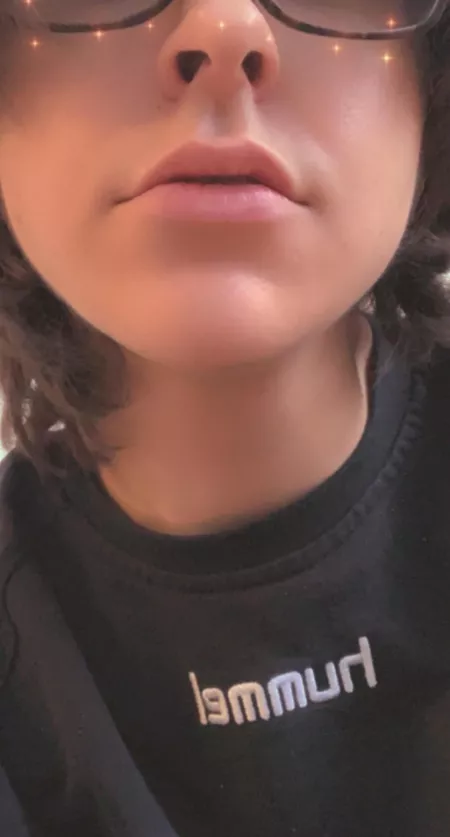 Wanna kiss me? by leluturner