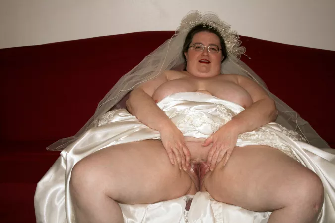 Wanna kiss the bride? by BBWDonna69