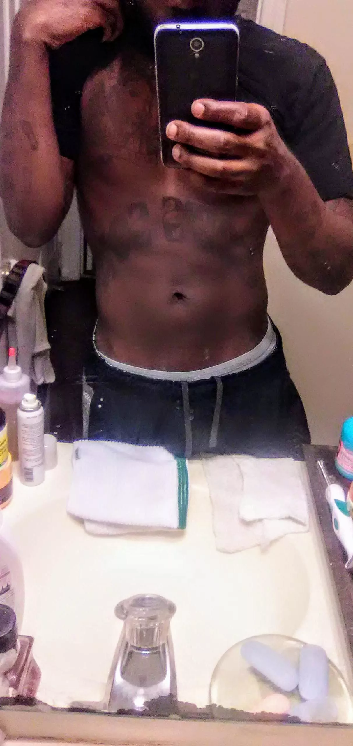 Wanna lick? 👅 posted by Novemberburnsred