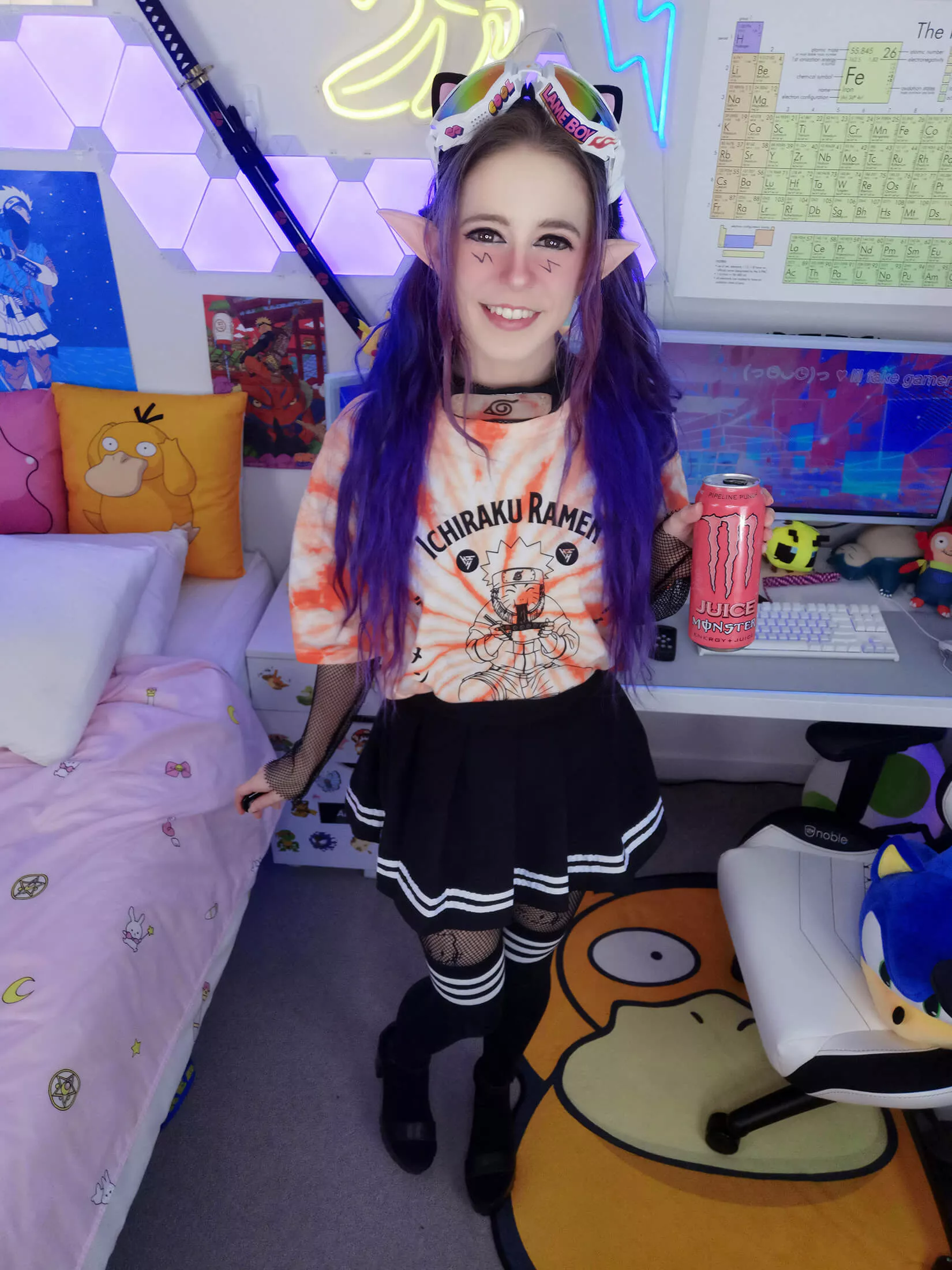 wanna listen to punk rock then watch anime? 🤤❤️ posted by lilfakegamer