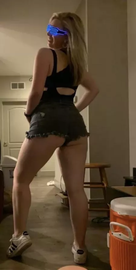 Wanna make me a mommy of three? by SexyMommyKaitlyn