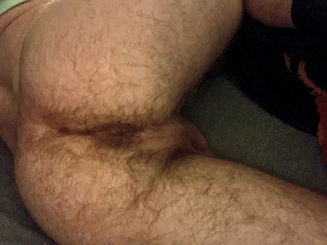 Wanna mess around a lil? by thrwawai3