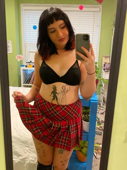 wanna peek underneath? by mooodypup