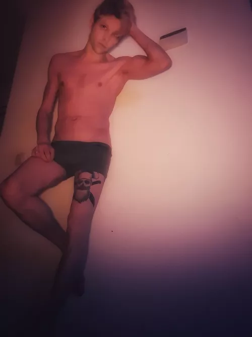 Wanna play?😈 by Joeyxof