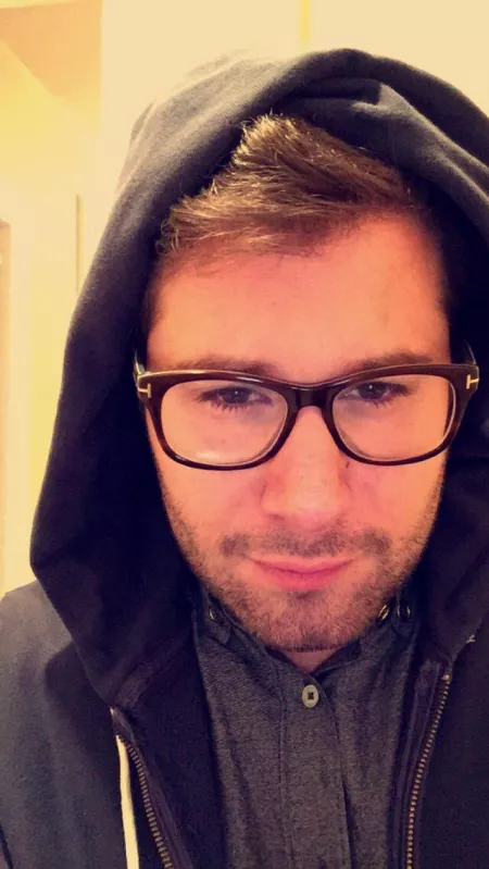 Wanna play Dark Souls / Bloodborne / Demon’s Souls? PS5 gaymer from NYC. by twotubes