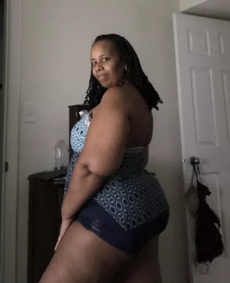 Wanna play? 😉 by fineazwine212