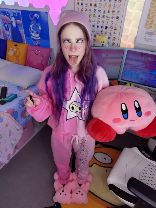 Wanna play smash? I choose Kirby 😊❤️ by lilfakegamer