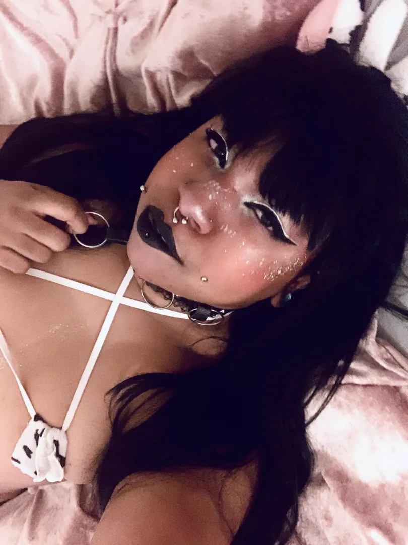 Wanna play🐮😜 posted by Strxwberri_Mi1k