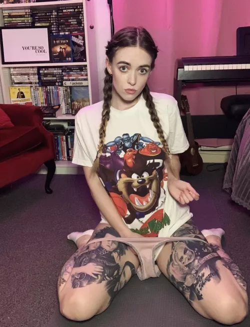 Wanna play with my pigtails? [F] by highlandbunny