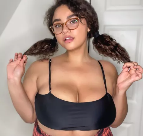 Wanna pull on them? 🤓 by Kimberly_Kate