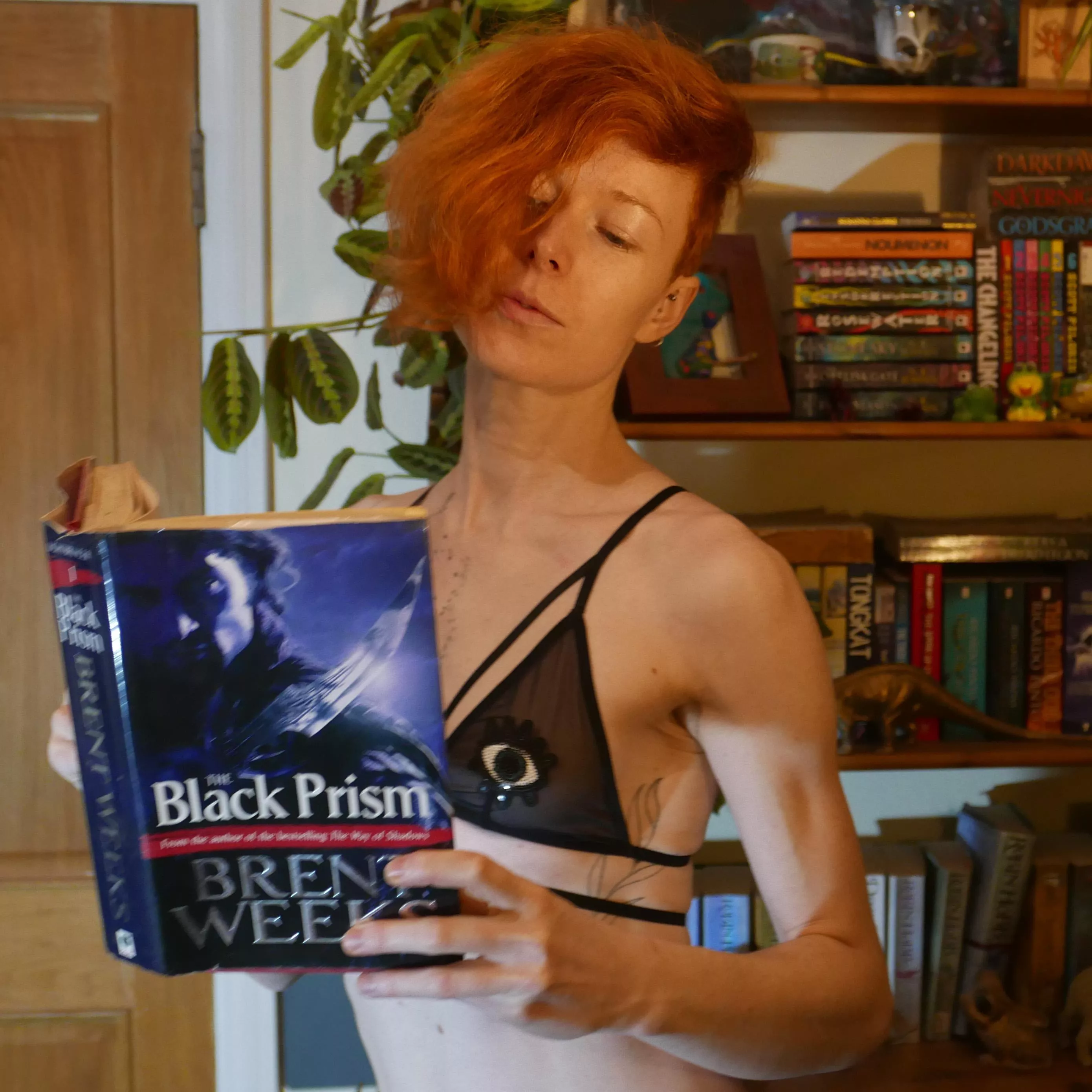 Wanna read together? Xx posted by JuniperLunaRocks