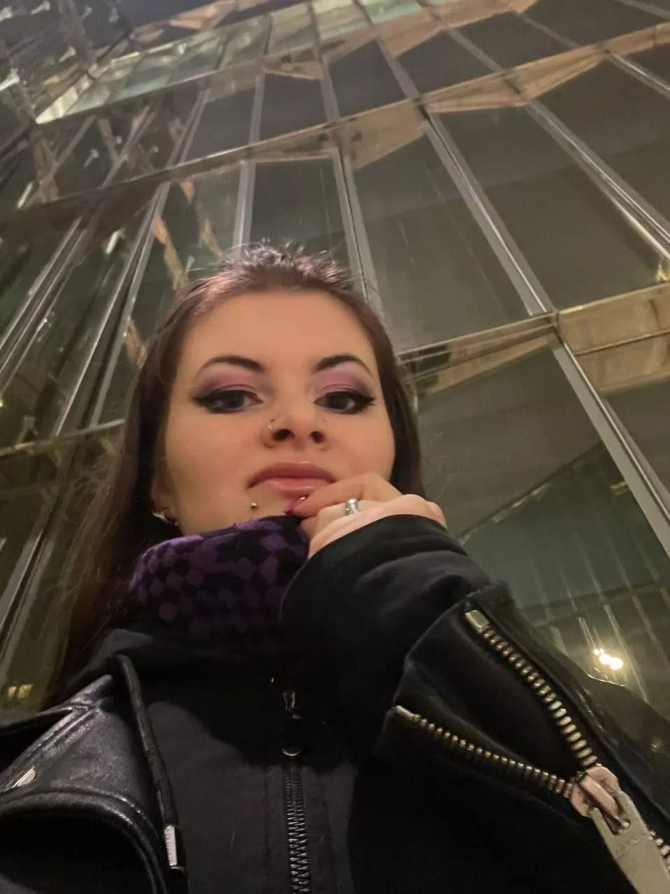 Wanna replace this finger and put it somewhere? posted by Venera_hot