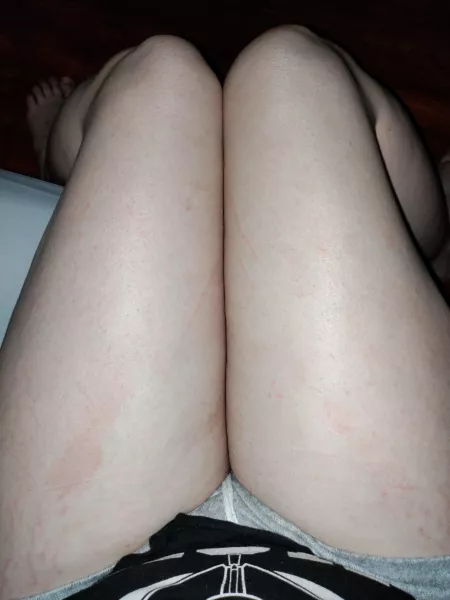 Wanna rest your head between these? 🤤 by JokerslilHarley