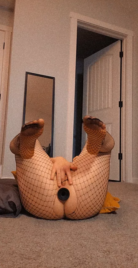 Wanna rip them more & make room for yourself? by birdiebelle5