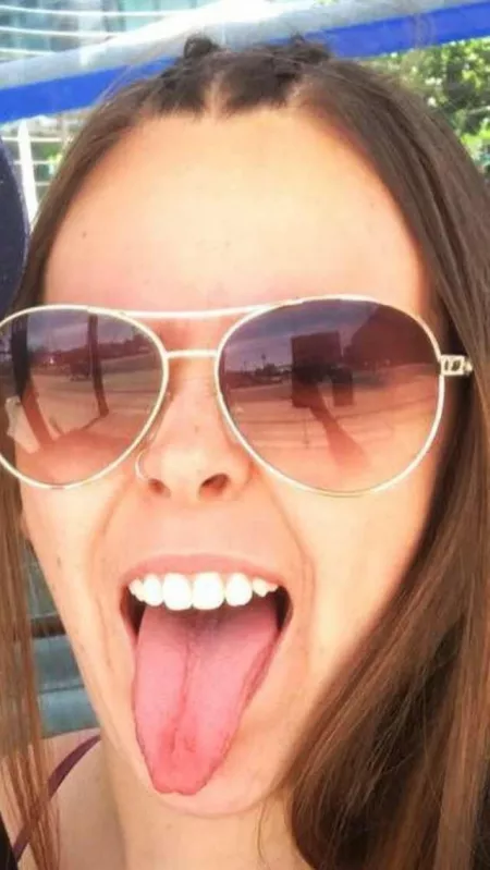 Wanna see her tongue and face covered in cum by [deleted]