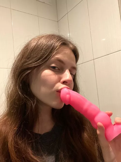 Wanna see me in action?😈 by MermaidsDreams