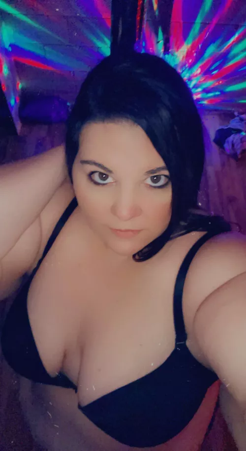 Wanna see more of my lovely milf body? by MereMorg10