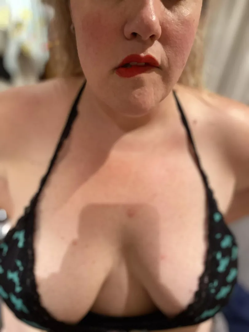 Wanna see that matching panties. posted by RubyRed437