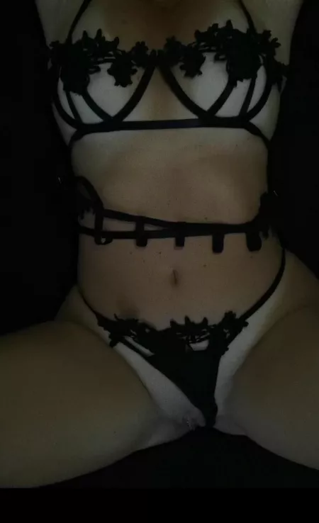 Wanna see the video?? 😈 by Vany_T_