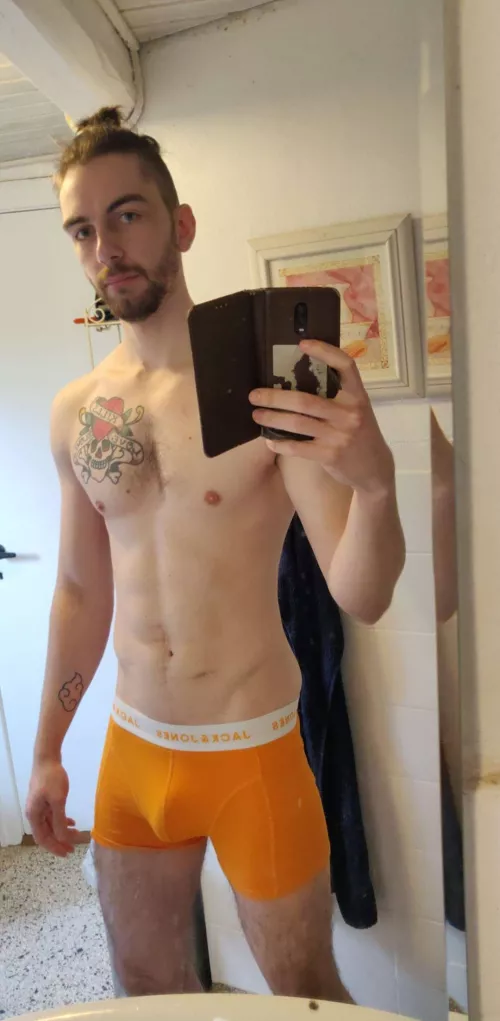 Wanna see what I'm hiding down there? by scandinavianguy96