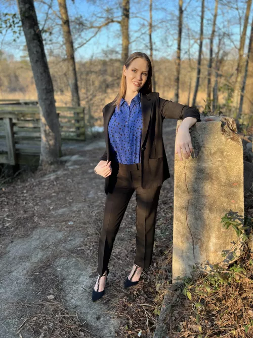 Wanna see what I’m packing underneath ? by TsVegasValentine