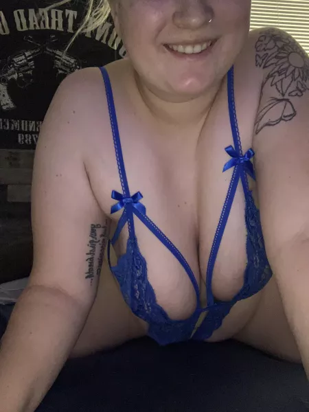 Wanna see what’s underneath ? by Thicck-momma