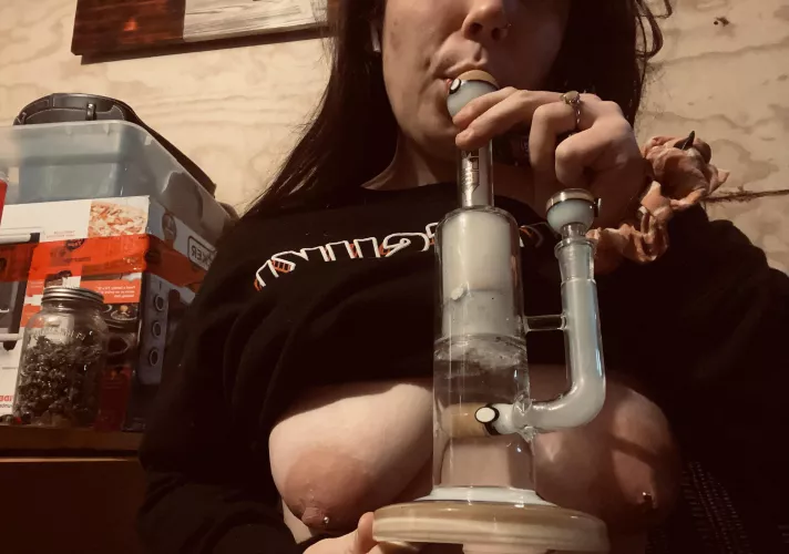 Wanna share with me?🥰 [f] by Valkyrie_198