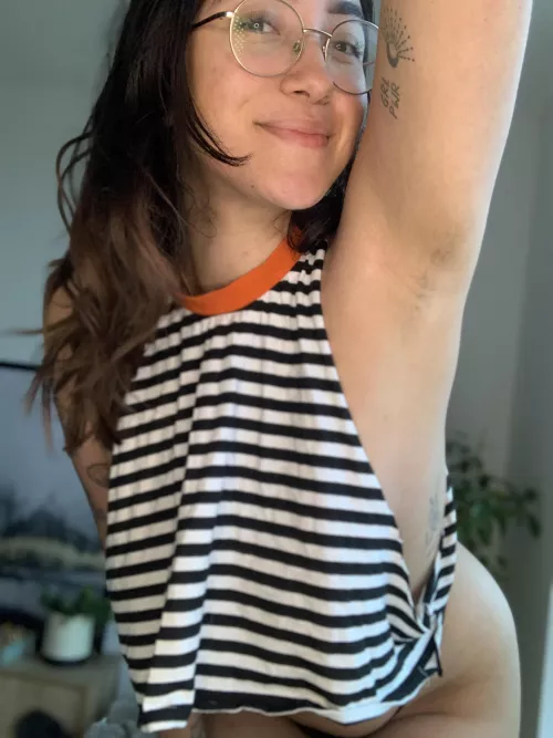 Wanna smell? by hopelessromanticL