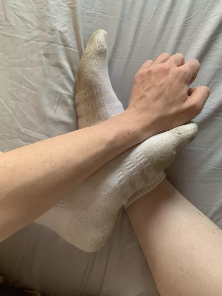 Wanna sniff? by Kaede97xx