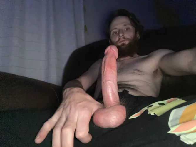 Wanna snuggle? by boost_my_confidence