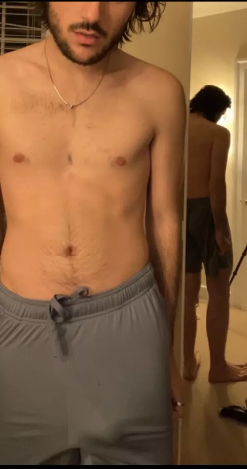 Wanna stretch? by PNWmonster