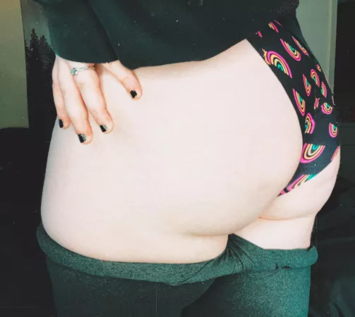 Wanna take a sniff baby? 2 day wear ❤️❤️❤️ by lilraccoongirl