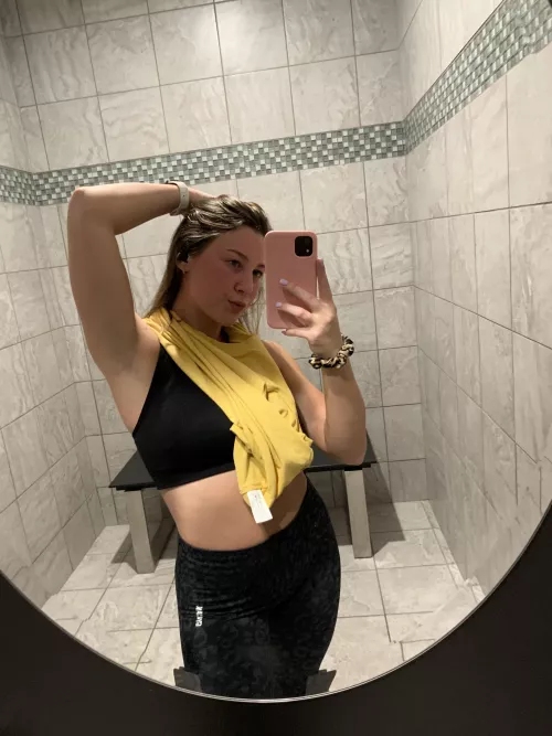 Wanna taste?😋 free OF link below by FindmeonOF