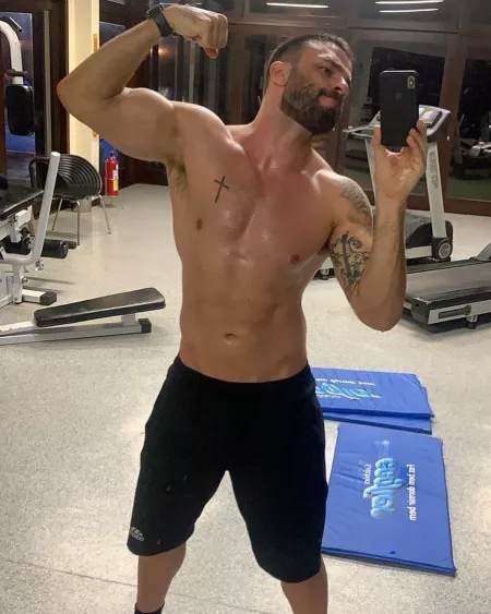 Wanna taste him (rodrigo marim) by xkonkinax