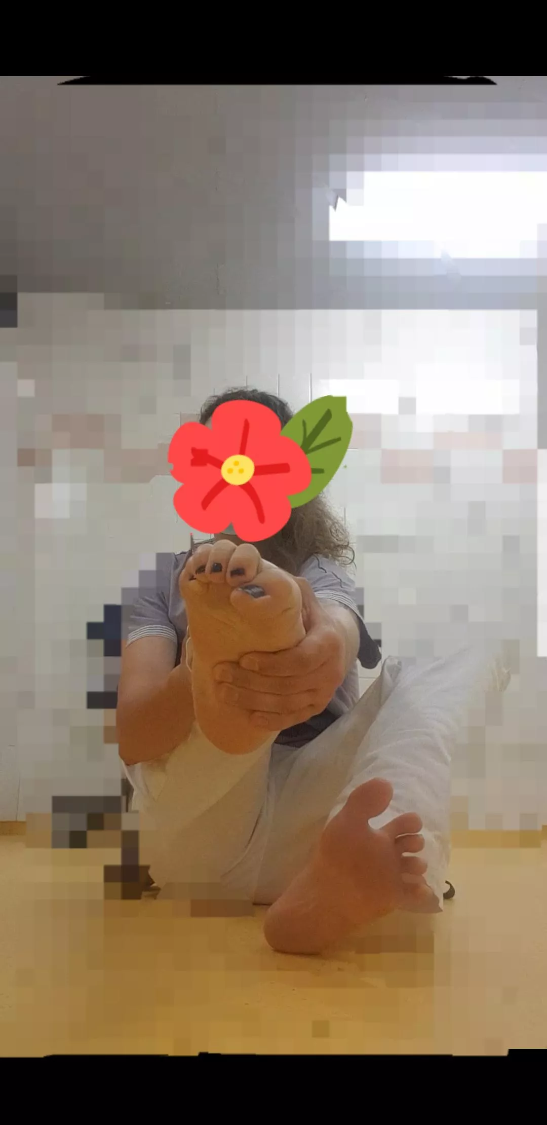 Wanna taste it? posted by chubby_mia_feet_slut