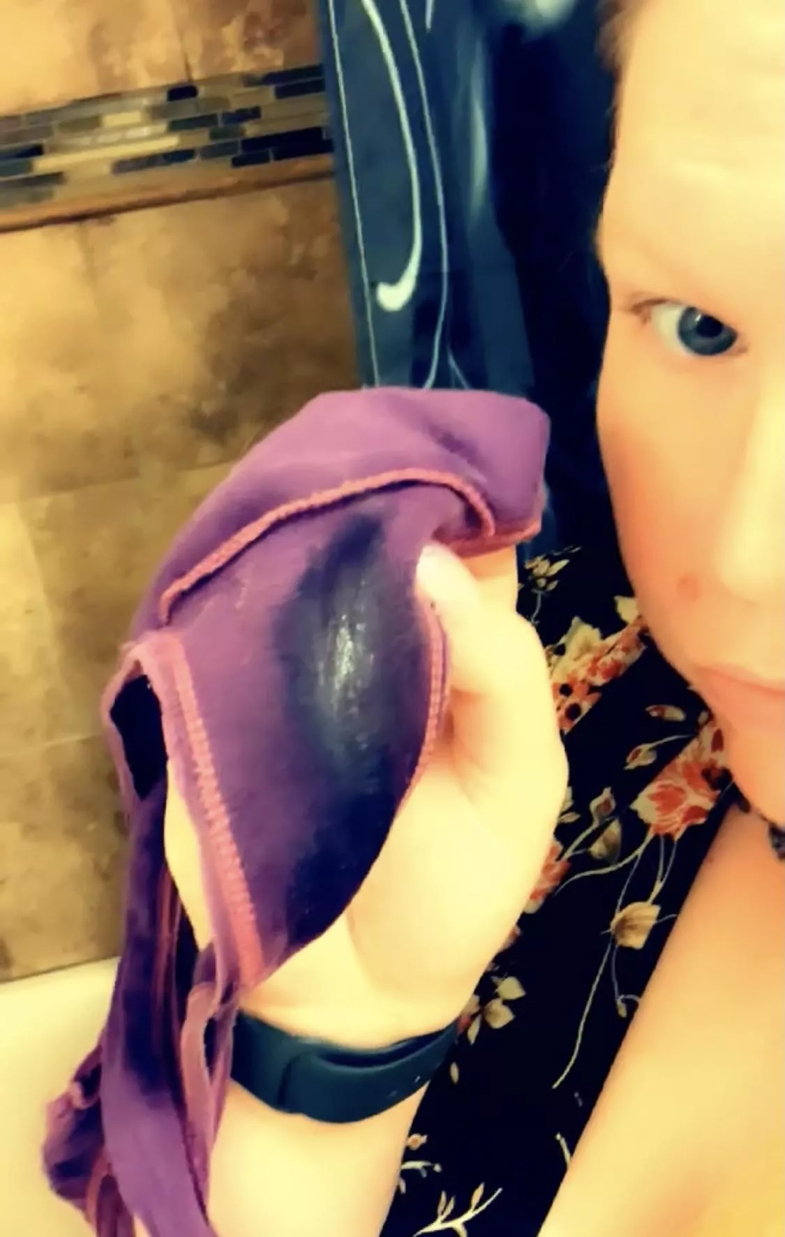 Wanna taste of my cream daddy ? posted by LunaGrey2005