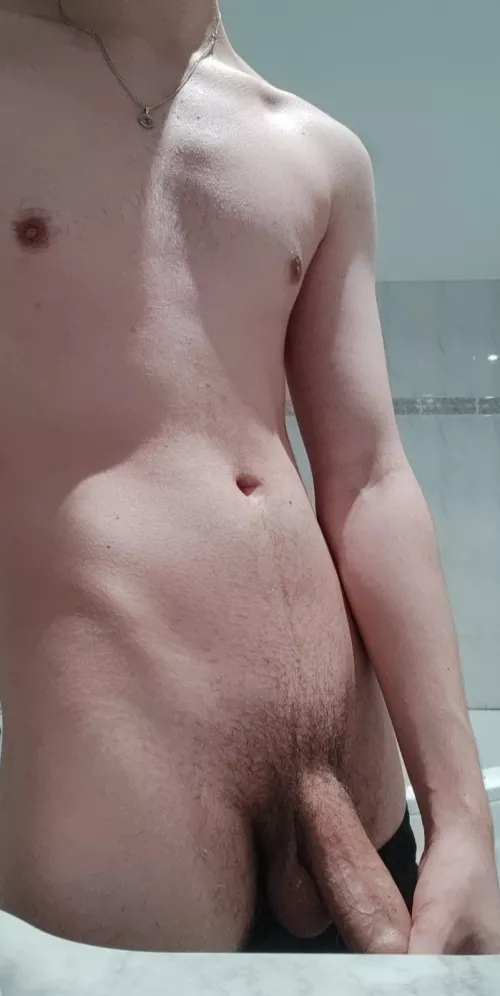 Wanna touch it? by twinkytwink2002