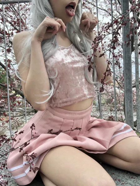 Wanna try my pierced tongue in public? 👅 [F] by kkinkitty