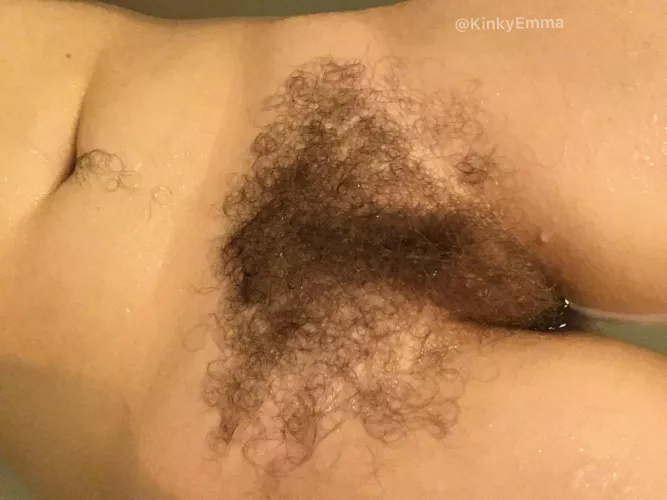 Wanna try to get my hairy pussy even wetter? by Kinkyemma00