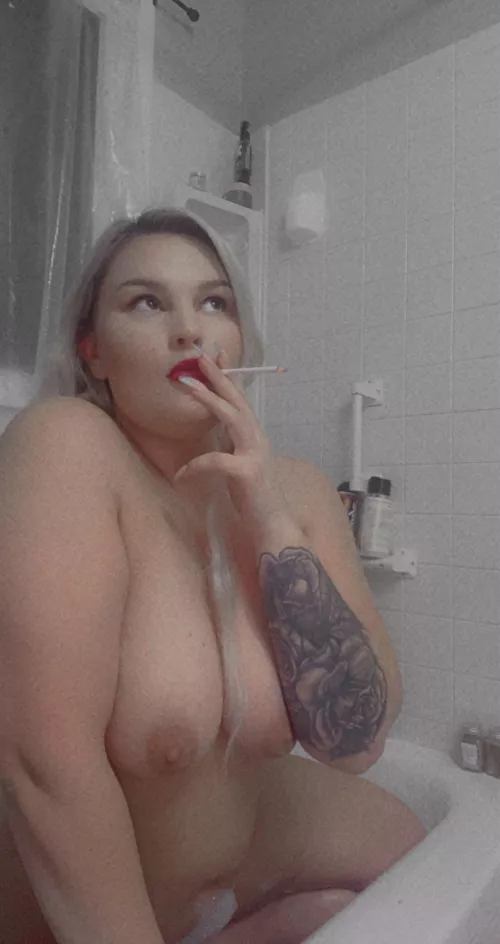 wanna watch me smoke and play with my pussy ? 👅💦 by joopeach