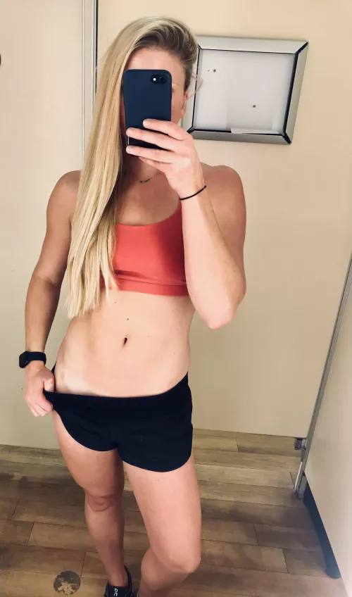 wanna work it out ? by miss_camilleb