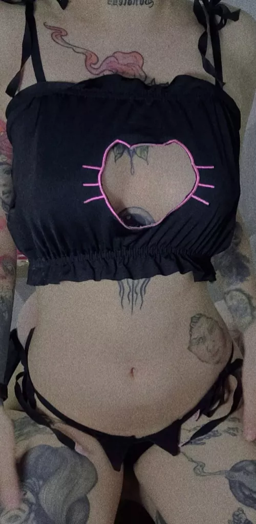 Want a cute Tattoo babe to be your GF for this weekend? [Selling] - Cock rates and more, I have discounts for custom content / kik: Kattvon by KattVon