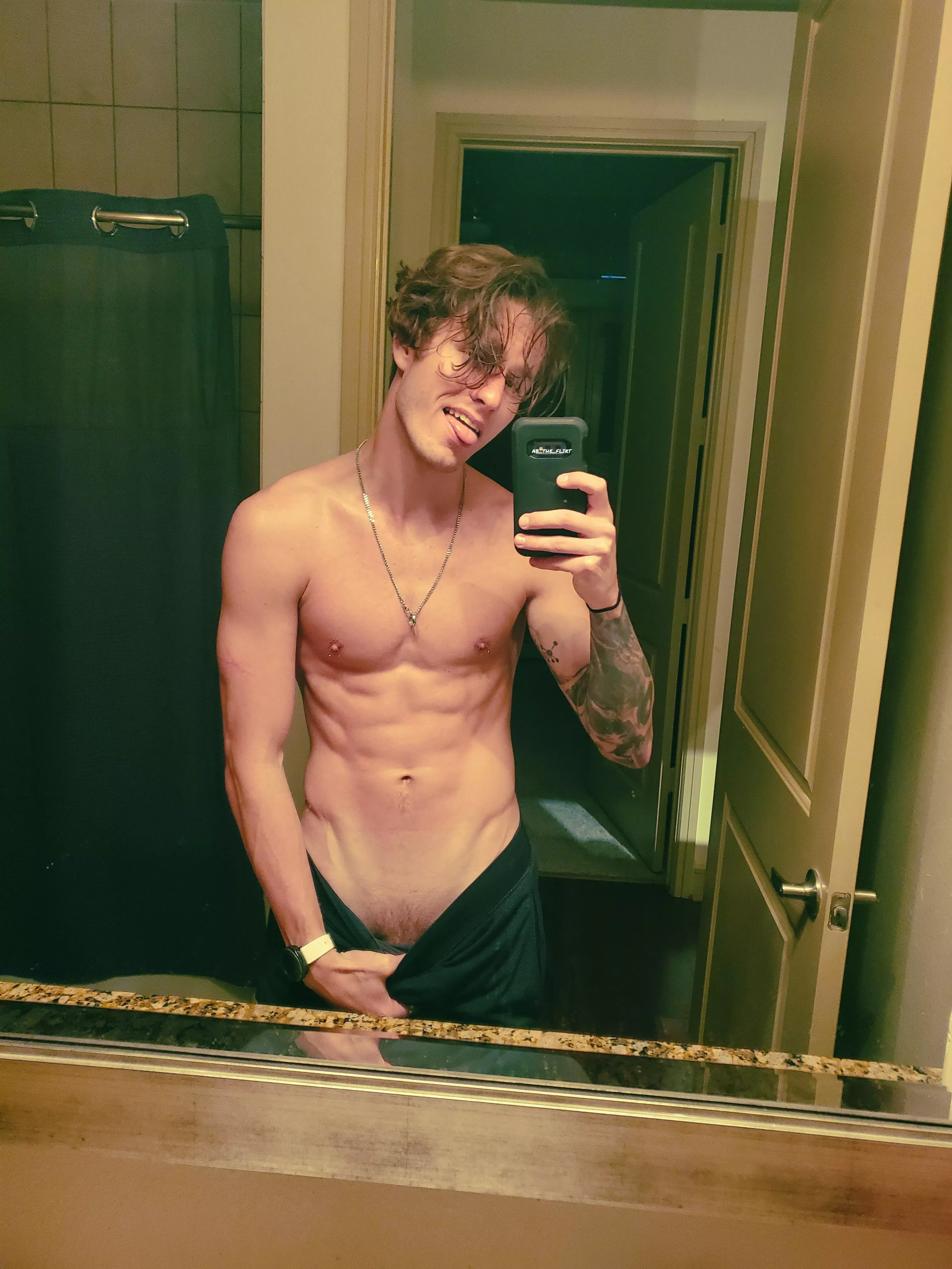 Want a new gym buddy? posted by AB_the_Flirt