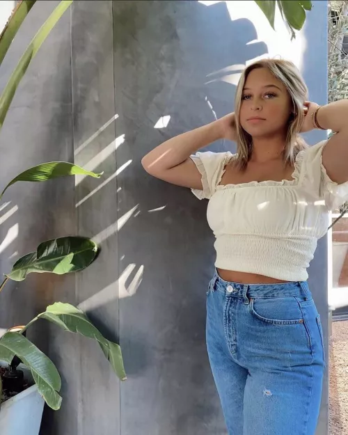 Want feet pics? DM for prices by Winter-Mud-5837