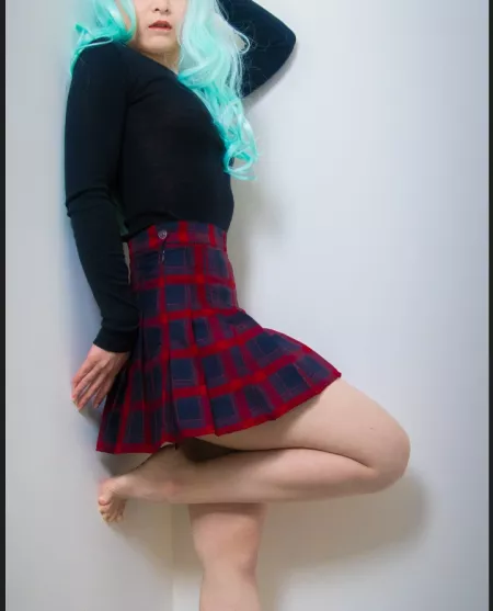 Want me to do a nice strip tease for you? by hornyhare699