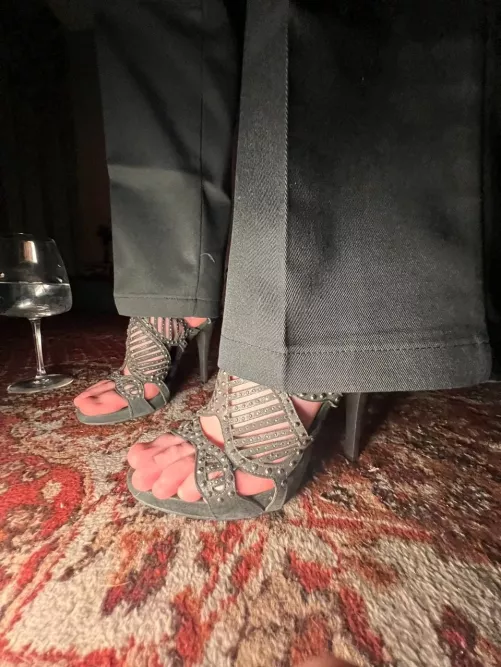 Want me to step on you daddy?😈 by milashka420