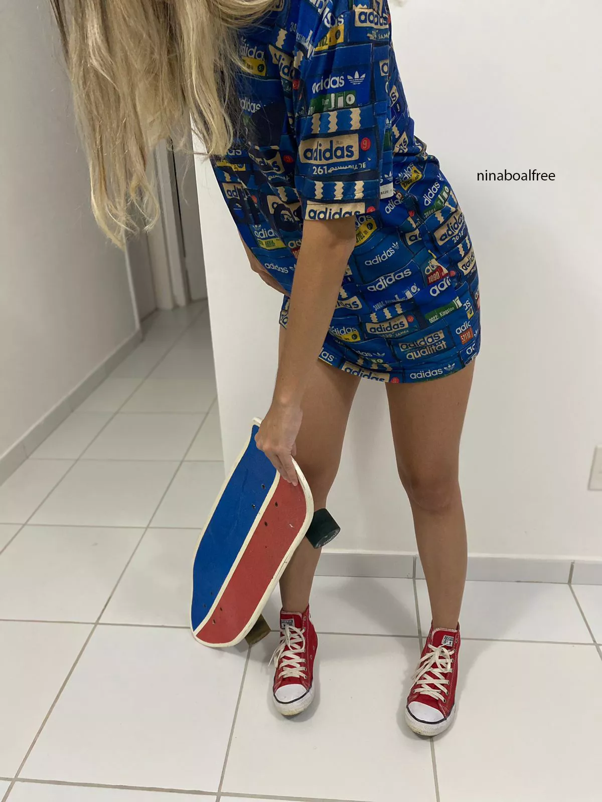 Want me to teach you how to skate? 😈 posted by ninaboal