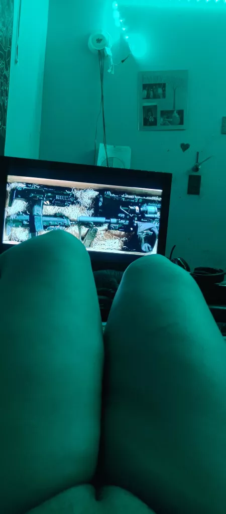 Want more?😏😏 by Straight_Bag_9100