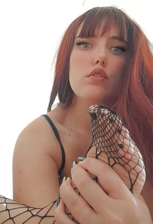 Want to be my foot bitch ? by MissKaylha